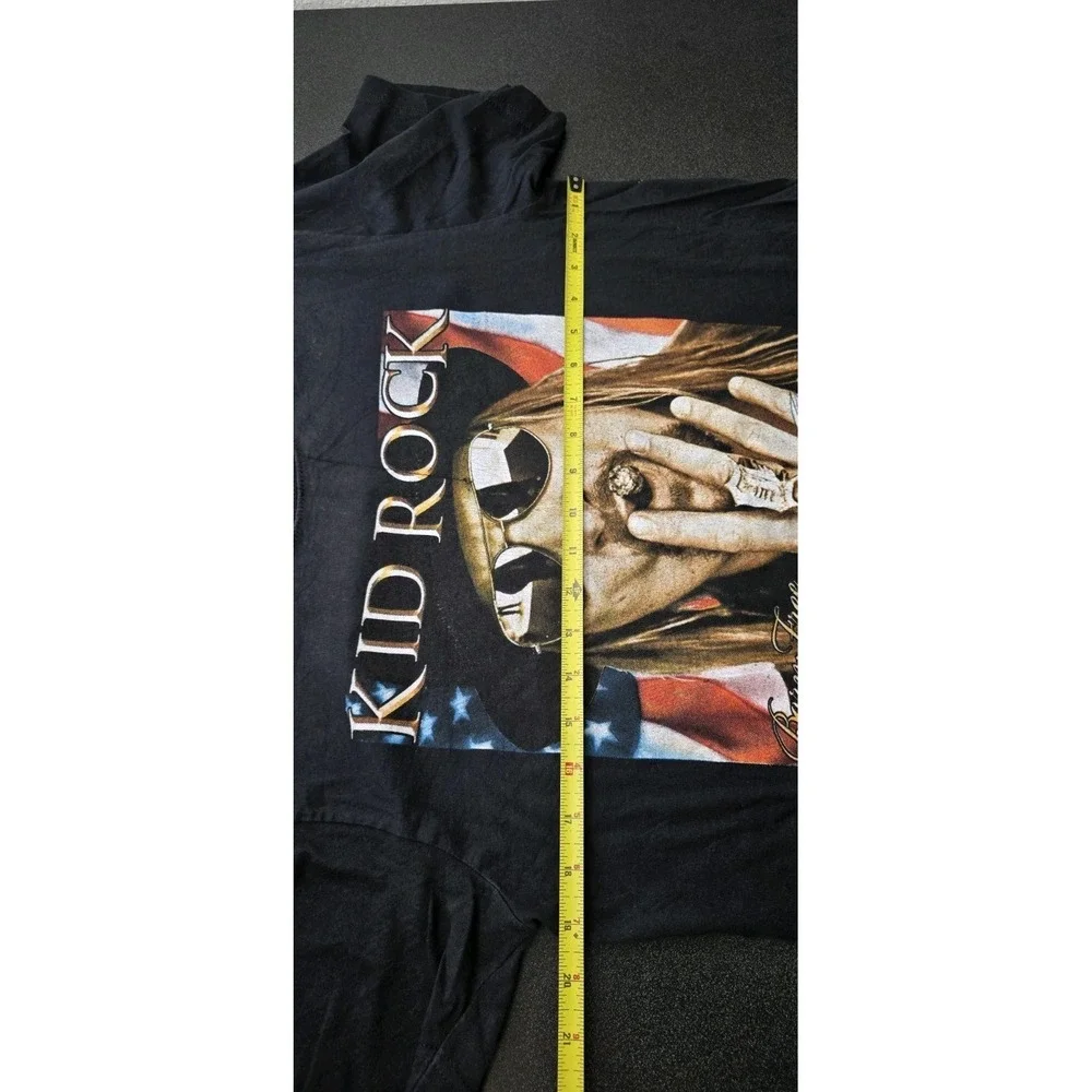 Kid Rock T-Shirt Men M Born Free Tour 2011 Concert Band Tee Short Sleeve